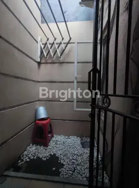 image RUMAH MURAH 800 JUTAAN LOKASI MEPET UPN, RAYA MERR, RUNGKUT SURABAYA (7)