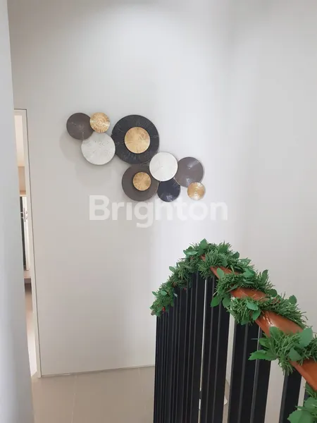 image RUMAH MINIMALIS SPLIT LEVEL FULL FURNISH DI NORTHWEST CITRALAND DEKAT UC, GWALK DAN GRAND PAKUWON (7)