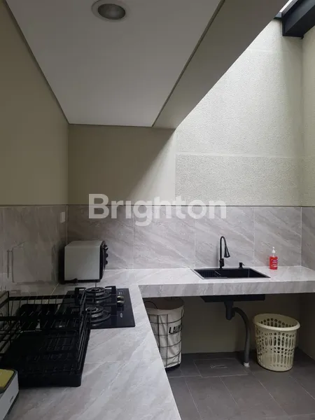 image RUMAH MINIMALIS SPLIT LEVEL FULL FURNISH DI NORTHWEST CITRALAND DEKAT UC, GWALK DAN GRAND PAKUWON (8)