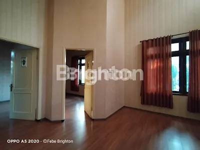 image RUMAH HOOK  DI BOULEVARD PERMATA JINGGA MALANG (5)