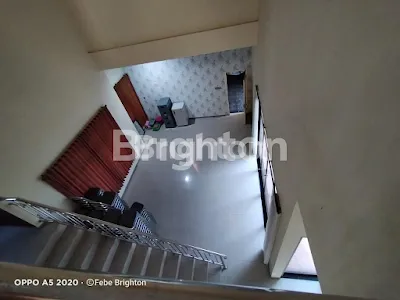 image RUMAH HOOK  DI BOULEVARD PERMATA JINGGA MALANG (2)
