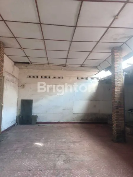 image RUMAH DI JALAN BRIGJEN KATAMSO MEDAN  (1)
