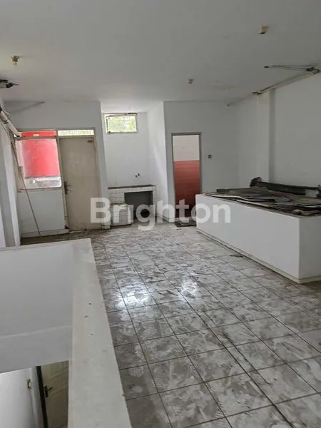 image RUKO 2 LANTAI PUNGKUR EKS MININARKET TENGAH KOTA BANDUNG DEKAT ALUN ALUN DAN ASIA AFRIKA BANDUNG KOTA (4)