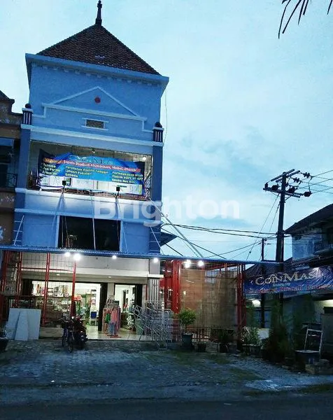 image RUMAH UNTUK USAHA NIRWANA EKSEKUTIF (1)