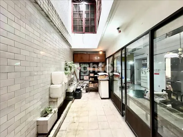 image RUMAH HOOK/SUDUT PERUMAHAN TAMANPOLONIA 1 JL.IR.H. JUANDA PRIME LOCATION SIAP HUNI  (5)