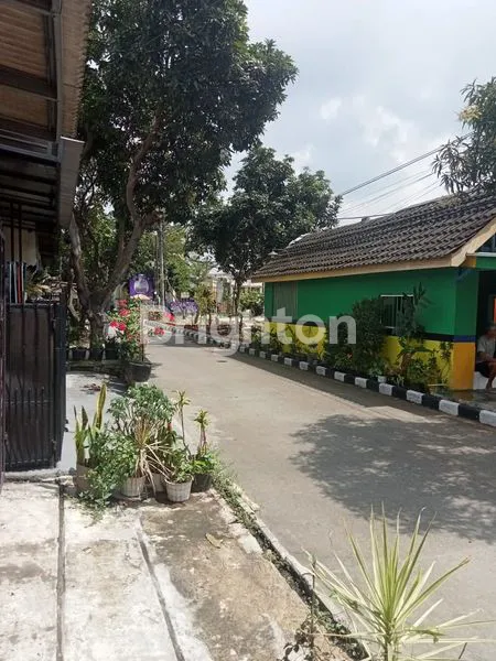 image " RUMAH DIJUAL SUPER CEPAT, RUMAH MINIMALIS, NYAMAN DAN SIAP HUNI, DEPAN RUMAH  JALAN LUAS, LOKASI TAMAN WALET , PASAR KEMIS, TANGERANG " (3)