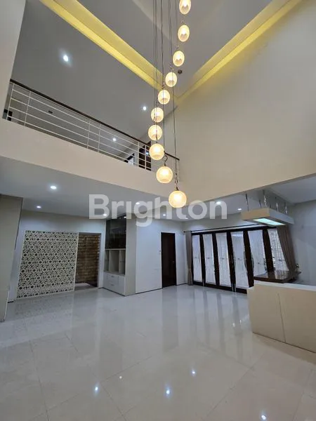 image RUMAH MEWAH ARAYA (5)