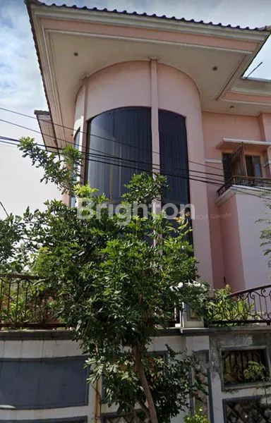 image RUMAH MEWAH SIAP HUNI DEKAT UNIVERSITAS PETRA (6)