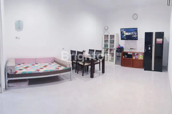 image RUMAH SIAP HUNI BAGUS MOJOARUM, SURABAYA COCOK UNTUK TEMPAT TINGGAL DAN BUKA USAHA (7)