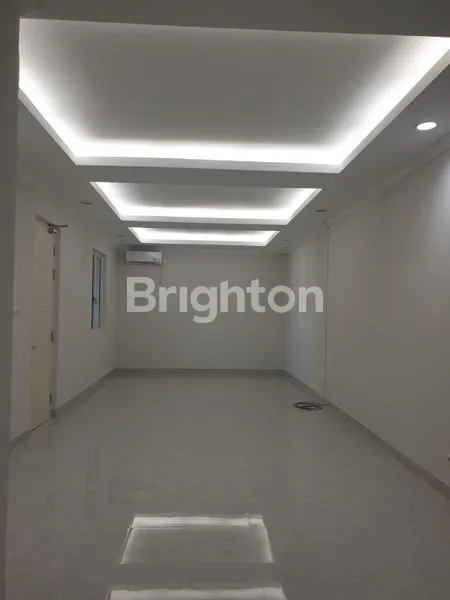 image RUMAH SIAP HUNI BAGUS MOJOARUM, SURABAYA COCOK UNTUK TEMPAT TINGGAL DAN BUKA USAHA (2)