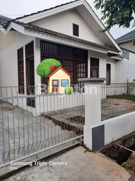 image RUMAH STRATEGIS DI KEMANG PRATAMA BEKASI (1)
