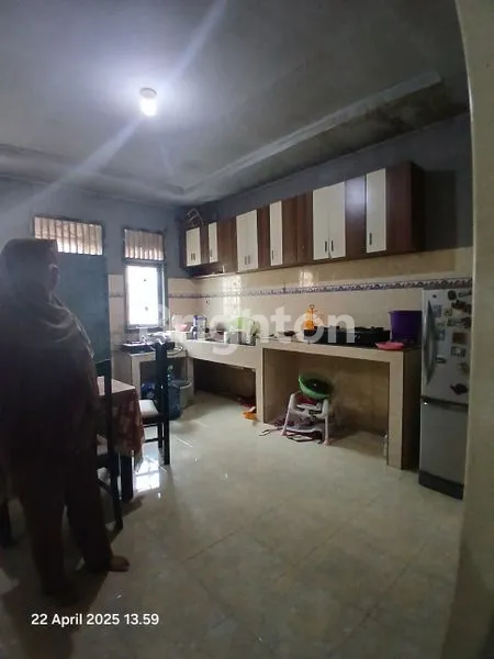 image RUMAH CLASSIC DEKAT RS. HERMINA (5)