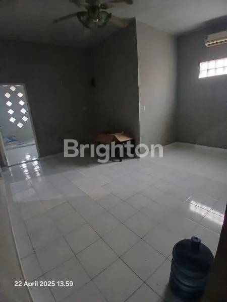 image RUMAH CLASSIC DEKAT RS. HERMINA (4)