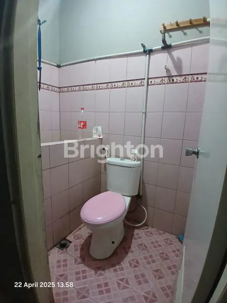 image RUMAH CLASSIC DEKAT RS. HERMINA (8)