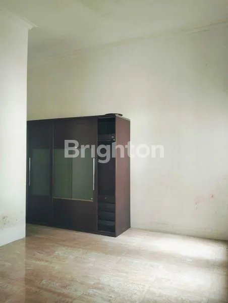 image RUMAH DISEWAKAN SEMI FURNISH.DAERAH WIKA (6)