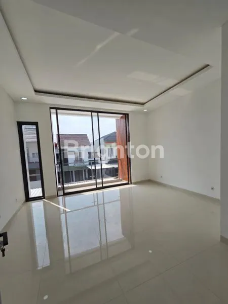 image TURUN HARGA !!! RUMAH SIAP HUNI DALAM CLUSTER - METLAND,CIPONDOH, TANGERANG (5)
