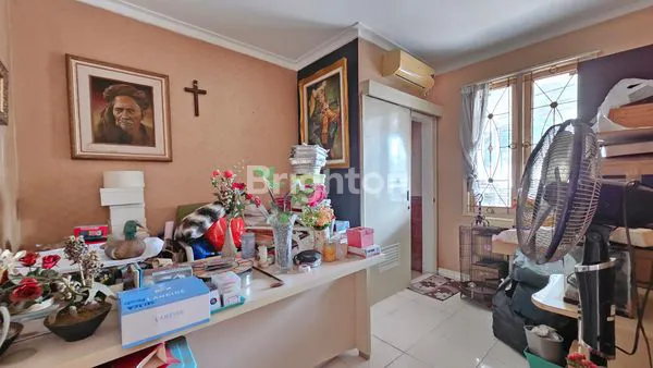 image DIJUAL/DISEWAKAN RUMAH FURNISH 2LANTAI 3KAMAR DI KELAPA GADING, JAKARTA UTARA (3)