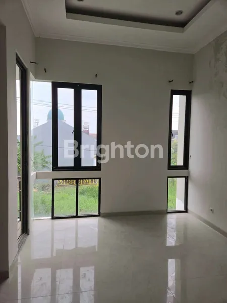 image MURAH RUMAH 2 LANTAI SIAP HUNI DI PONDOK CANDRA – KONDISI SEPERTI BARU! (6)