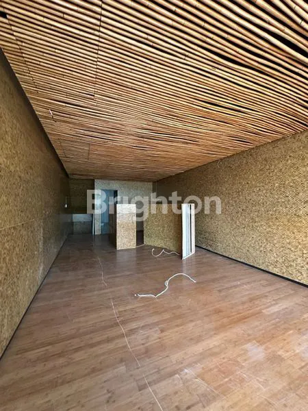 image RUKO 3 LANTAI  LOKASI STRATEGIS PUSAT BISNIS DAN PERDACANGAN , DAERAH KOMERSIAL YANG RAMAI PUSAT PERKANTORAN DAN OERBANKAN (2)