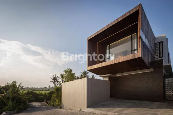 image BRAND NEW TROPICAL MODERN VILLA DI CEMAGI DEKAT PANTAI (2)