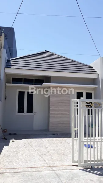 image RUMAH CANTIK SIAP HUNI MODERN TENGAH AREA GUNUNGANYAR DEKAT WIGUNA UPN RUNGKUT MEDOKAN PENJARINGAN PURIMAS TOLL MERR KEDUNG BARUK  (2)