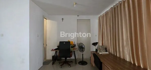 image RUMAH DI ROYAL RESIDENCE CLUSTER HAREWOOD, WIYUNG. (8)