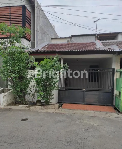 image RUMAH BABATAN PANTAI KENJERAN DEKAT PAKUWON CITY MULYOSARI SUTOREJO (1)