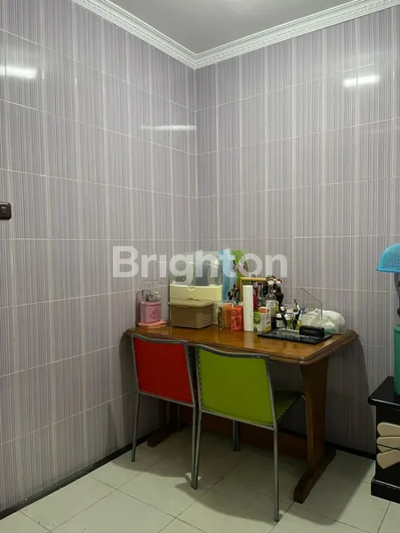 image RUMAH BABATAN PANTAI KENJERAN DEKAT PAKUWON CITY MULYOSARI SUTOREJO (4)