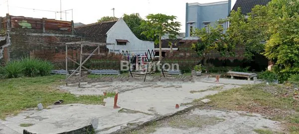 image TANAH DI GILINGAN COCOK BUAT KOST ATAU GUEST HOUSE (1)