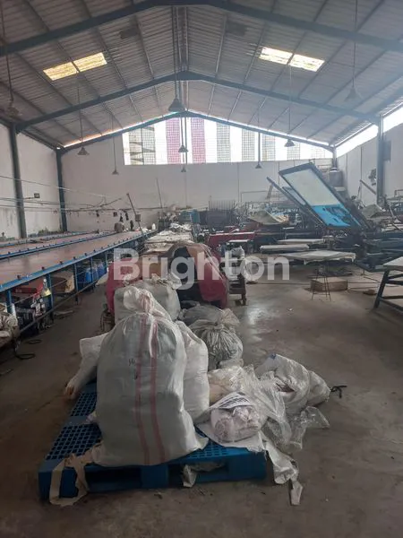 image GUDANG DAN RUMAH PENGOLAHAN SAMPAH  MASIH AKTIF (5)