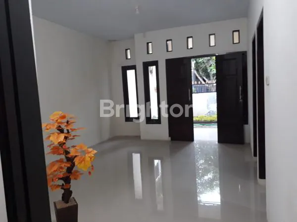 image BUTUH CEPAT RUMAH NYAMAN DI GRIYA PERMATA GEDANGAN (4)