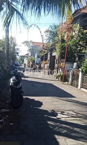 image DI KONTRAKAN RUMAH TEDUH LANTAI 2 DI GATSU TIMUR (1)