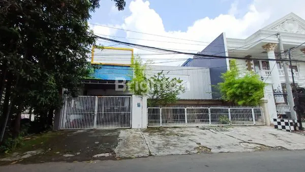 image JUAL RUMAH KANTOR LOSS PUSAT KOTA (1)