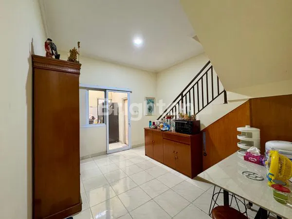 image RUMAH DI KARTINI PASAR BARU JAKARTA PUSAT (4)