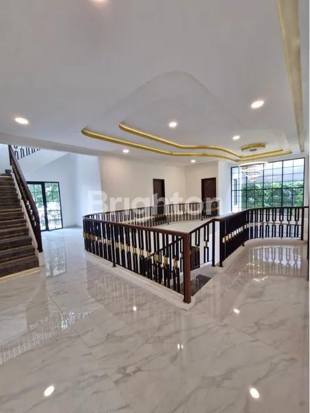 image RUMAH TOMANG 313 METER BRAND NEW SIAP HUNI (4)