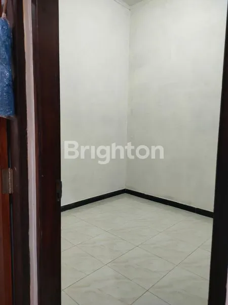 image RUMAH CANTIK LOKASI STRATEGIS AREA KOTA KEDIRI (7)