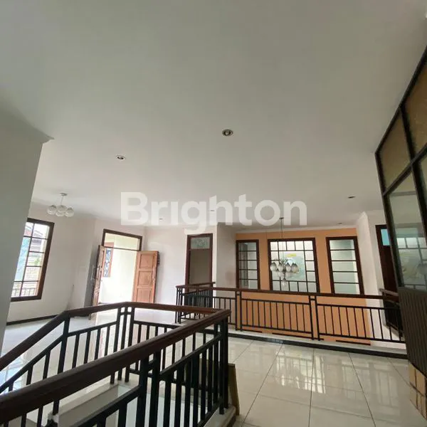 image RUMAH STRATEGIS 8KT DI GATOT SUBROTO,DENPASAR TIMUR BALI (2)
