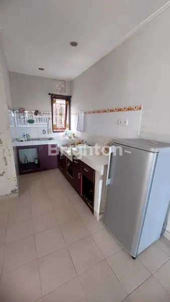 image RUMAH DI GATOT SUBROTO TENGAH (6)