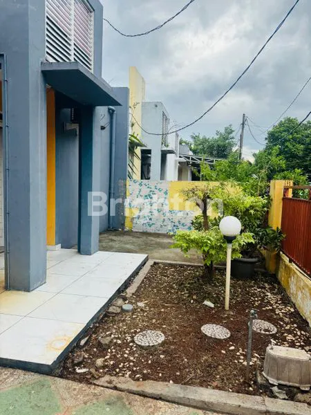 image RUMAH DI PERMATA CIBUBUR (3)
