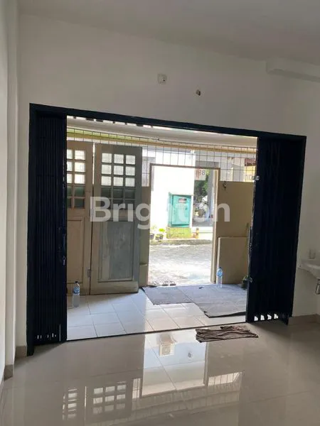 image RUKO BSD 3 LANTAI TERLETAK DI AREA STRATEGIS HADAP JALAN RAYA SERPONG, BSD SERPONG TANGERANG SELATAN, BANTEN (5)