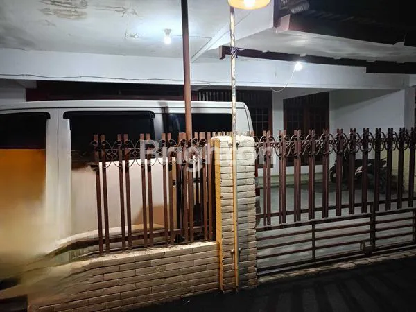 image RUMAH KOS 2 LANTAI SIAP HUNI DI GROGOL, DEKAT PASAR & FASILITAS LENGKAP (1)