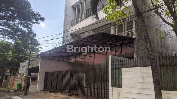 image RUKO 3 LANTAI JEMUR ANDYANI (2)