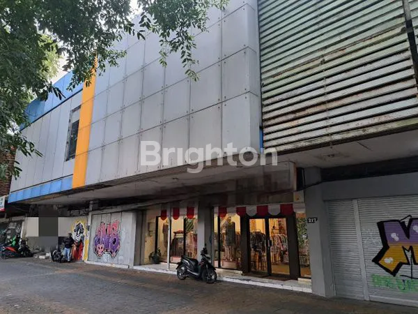 image ISTIMEWA RUMAH ATAU TOKO DI SLAMET RIYADI (1)