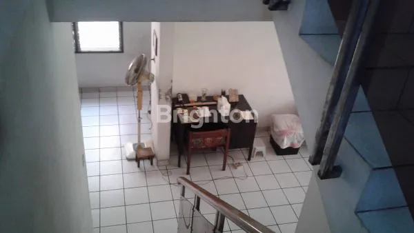 image RUMAH TUA TOMANG 13 X 24 JAKARTA BARAT (3)