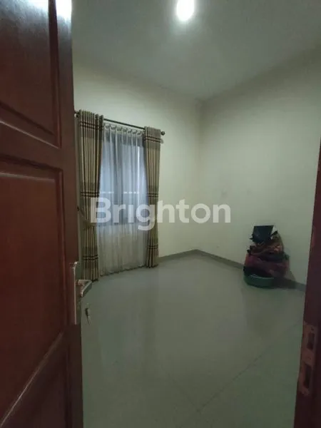 image DIJUAL RUMAH DI CIPADU, LARANGAN YANG SANGAT STRATEGIS (6)