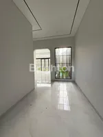 ROYAL RESIDENCE SPLIT LEVEL B1 NO 31 4