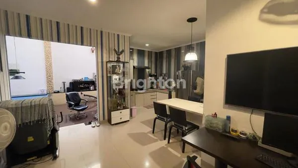 image RUMAH 3 LANTAI SEMI FURNISHED SIAP HUNI AREA  TAMAN MUMBUL NUSA DUA (7)