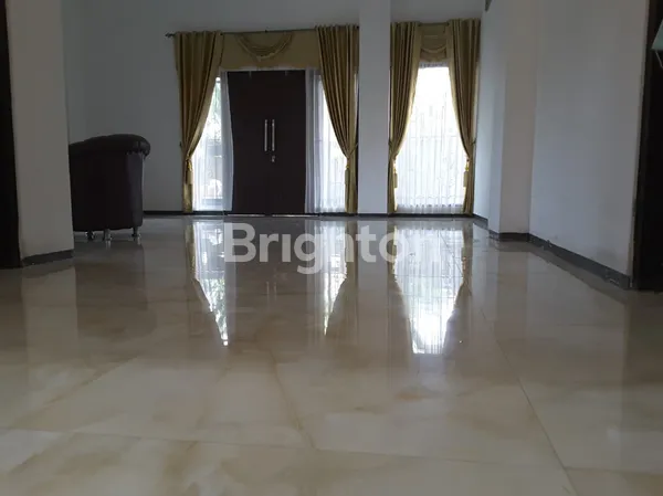 image RUMAH SIAP HUNI MINIMALIS 2 LANTAI DI NIRWANA DEKAT MERR, MANYAR, GALAXY MALL DAN PAKUWON CITY (3)