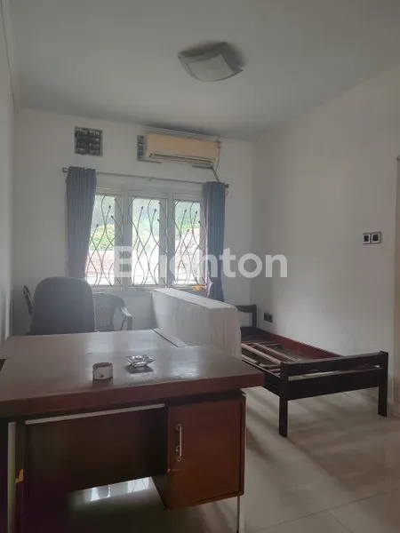 image RUMAH DI TENGAH KOTA BOGOR, UNTUK TEMPAT TINGGAL/KANTOR (5)