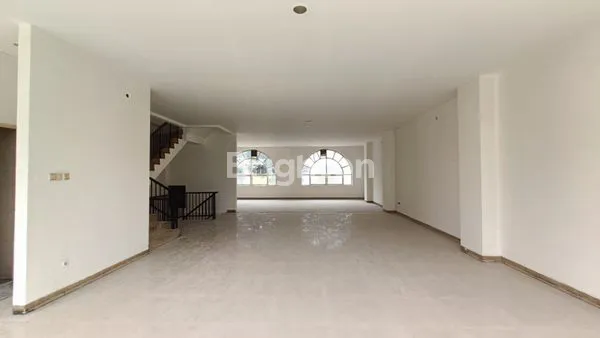 image RUKO PREMIUM FOOD CITY GREEN LAKE 3.5 LANTAI, LOKASI EMAS PUSAT KULINER (4)